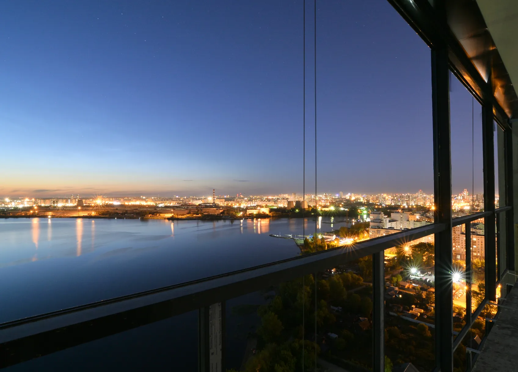 Квартал на берегу